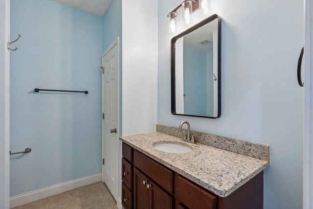 958 Beehive Road, Mount Pleasant, SC 29429