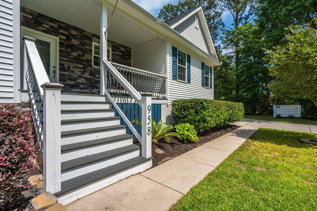 958 Beehive Road, Mount Pleasant, SC 29429