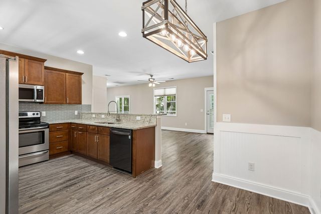 958 Beehive Road, Mount Pleasant, SC 29429