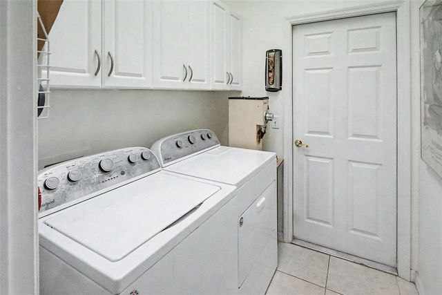 513 HEARTWELL DR, Kissimmee, FL 34759