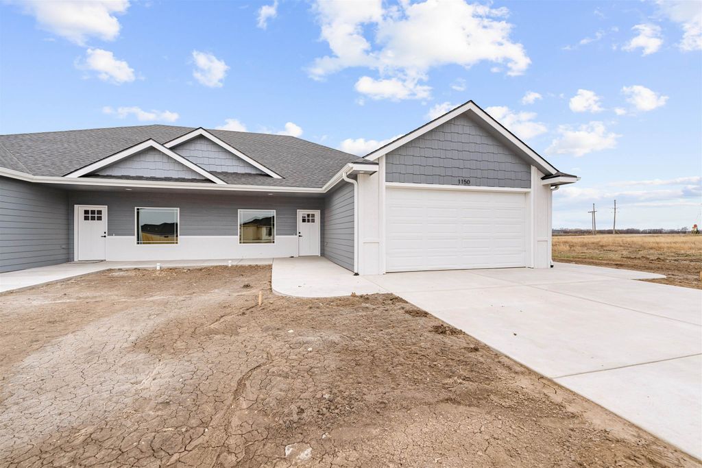 1150 Vista Sur Dr, Salina, KS 67401