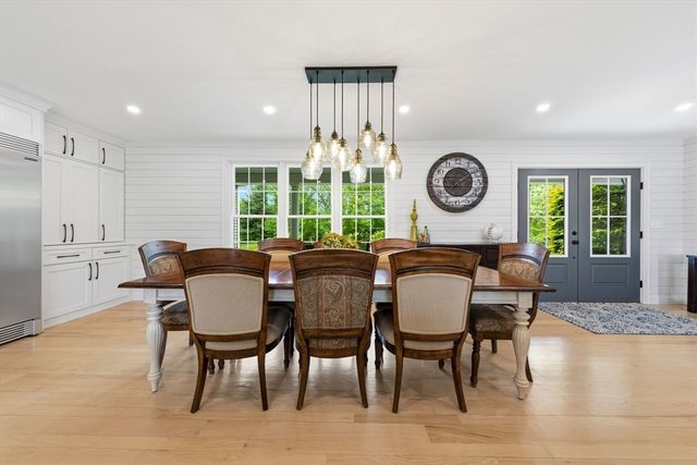 65 Rhodes St, Plainville, MA 02762