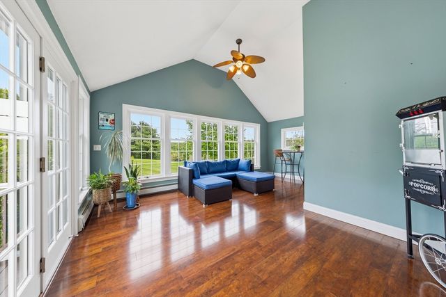 65 Rhodes St, Plainville, MA 02762