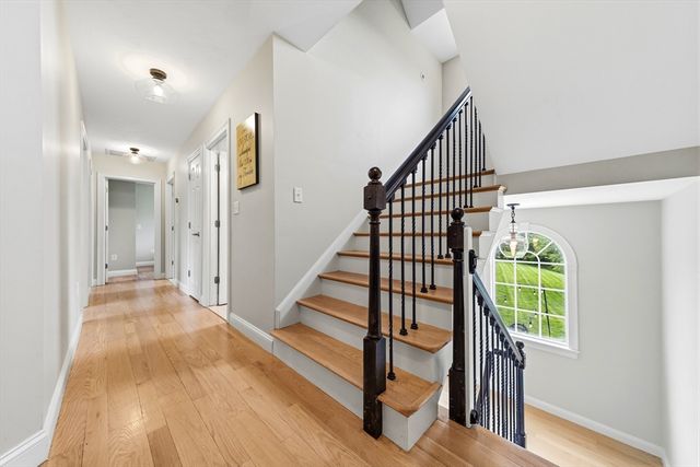 65 Rhodes St, Plainville, MA 02762