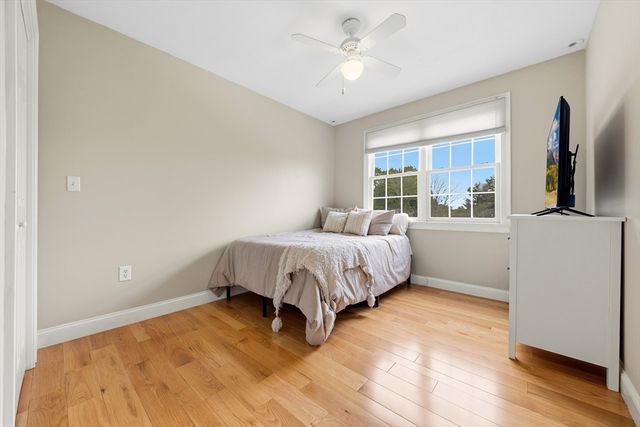 65 Rhodes St, Plainville, MA 02762