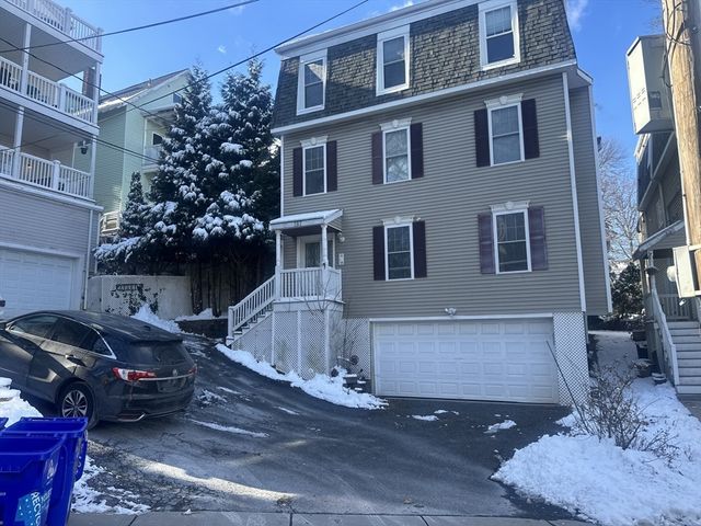 137 Calumet St 1, Boston, MA 02120