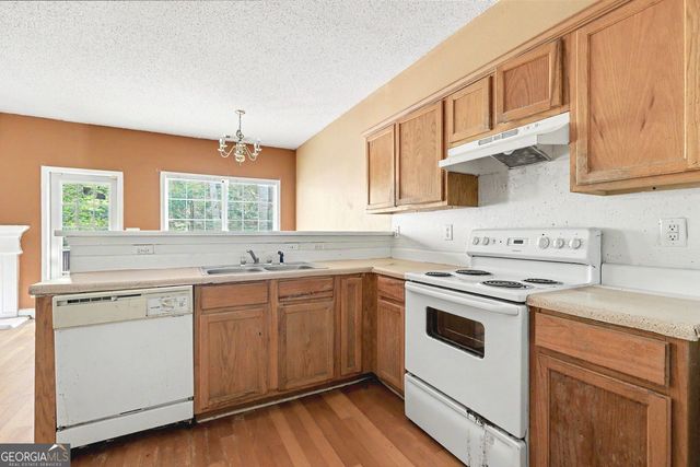136 Madeline Court, Mcdonough, GA 30253