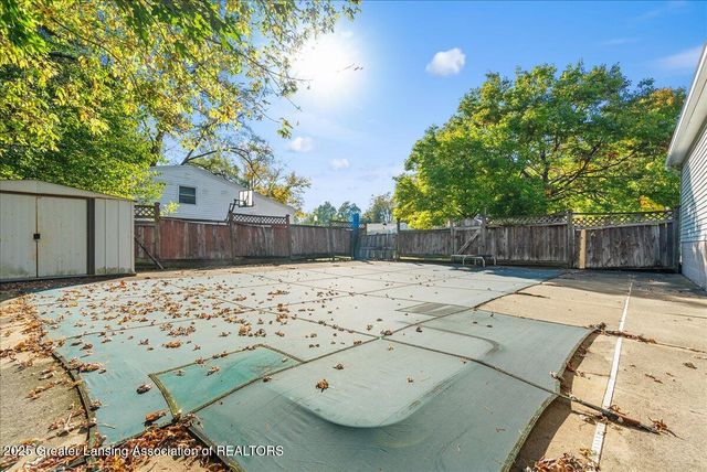 4407 Burchfield Avenue, Lansing, MI 48910