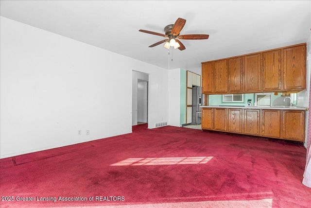 4407 Burchfield Avenue, Lansing, MI 48910