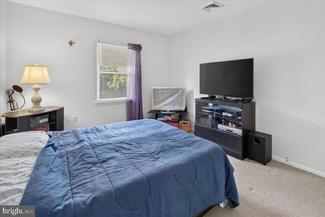 98-A DUNNS MILL RD, Bordentown, NJ 08505