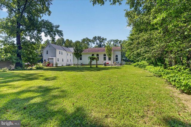 98-A DUNNS MILL RD, Bordentown, NJ 08505