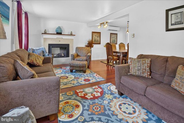 98-A DUNNS MILL RD, Bordentown, NJ 08505