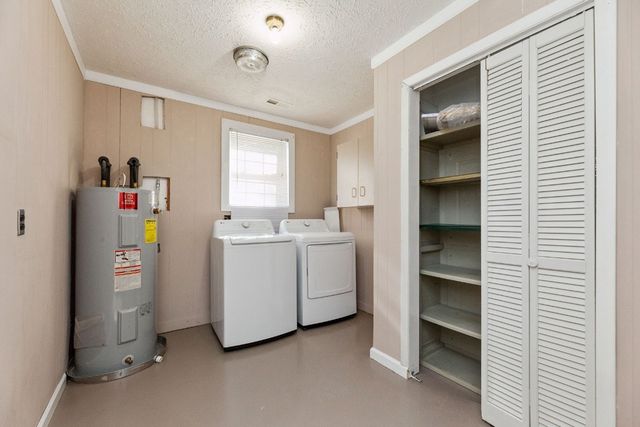 10112 Old Highway 46, Bon Aqua, TN 37025