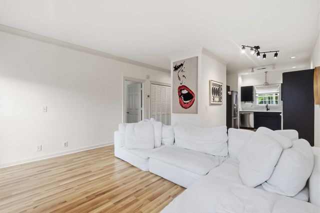 3110 W End Cir Apt 16, Nashville, TN 37203