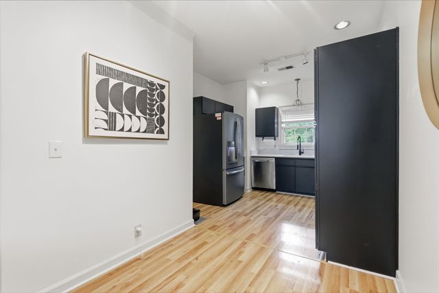 3110 W End Cir Apt 16, Nashville, TN 37203