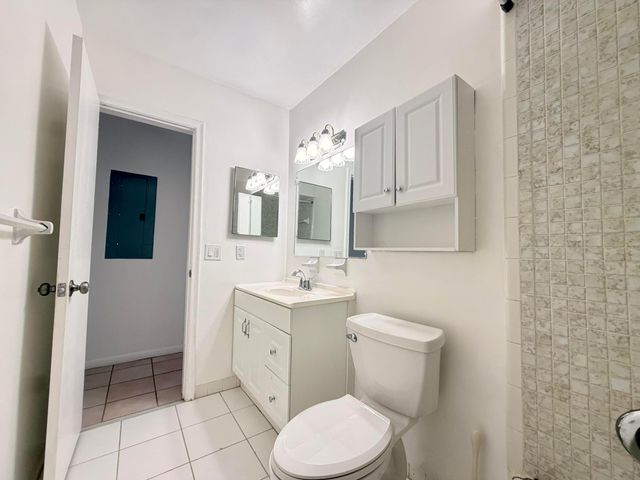 630 NE 19th Avenue, Deerfield Beach, FL 33441