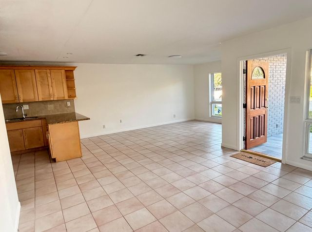 630 NE 19th Avenue, Deerfield Beach, FL 33441