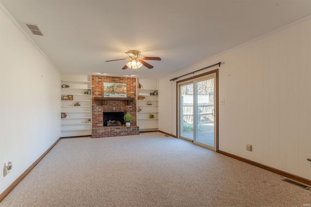 7688 Meadow Lane, Newburgh, IN 47630