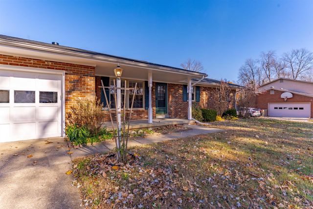 7688 Meadow Lane, Newburgh, IN 47630