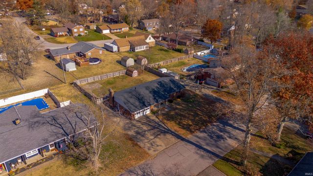 7688 Meadow Lane, Newburgh, IN 47630