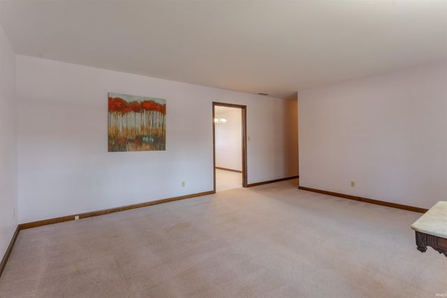 7688 Meadow Lane, Newburgh, IN 47630