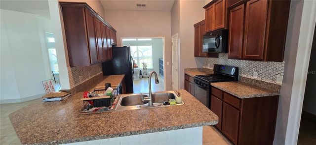 1400 EAGLE CREST BLVD, Winter Haven, FL 33881