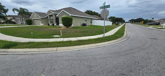 1400 EAGLE CREST BLVD, Winter Haven, FL 33881