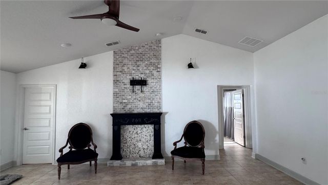 1400 EAGLE CREST BLVD, Winter Haven, FL 33881