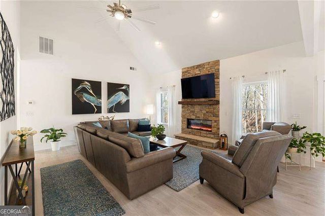 1010 Darby Ford Lane, Ball Ground, GA 30107