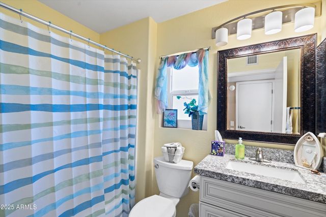 16182 W VISTA NORTH Drive, Sun City West, AZ 85375