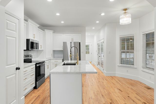 983 Ridgecrest Dr, Kingston Springs, TN 37082