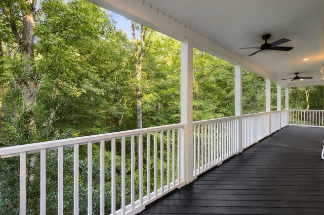 983 Ridgecrest Dr, Kingston Springs, TN 37082