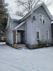 2 Hollister Street, Rochester, NY 14605
