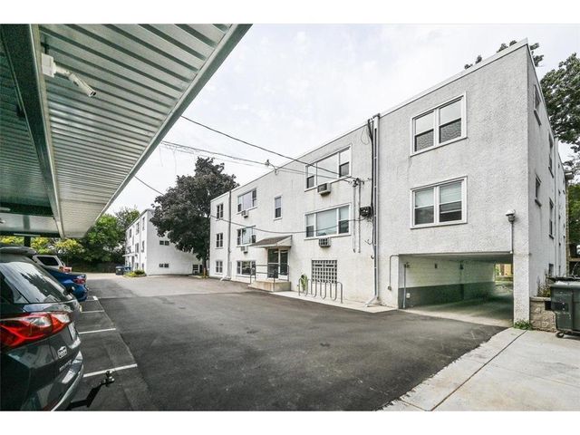 401 Ridgewood Avenue 104, Minneapolis, MN 55403
