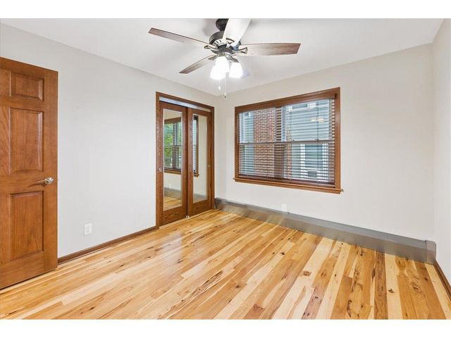 401 Ridgewood Avenue 104, Minneapolis, MN 55403