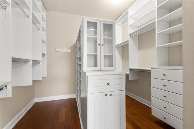 5813 Sandalwood HOLW, Austin, TX 78731