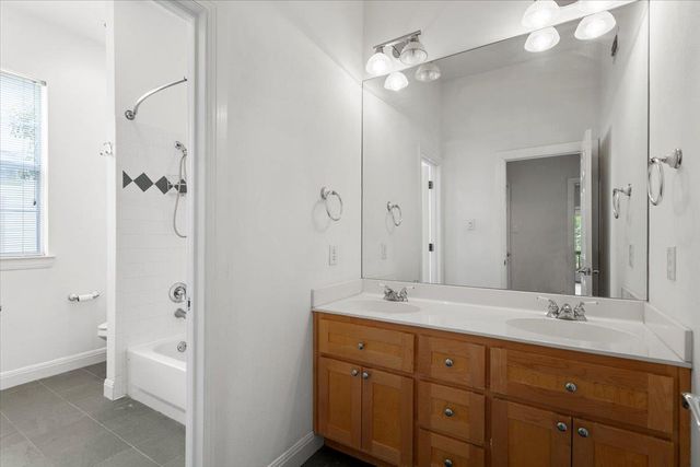 5813 Sandalwood HOLW, Austin, TX 78731