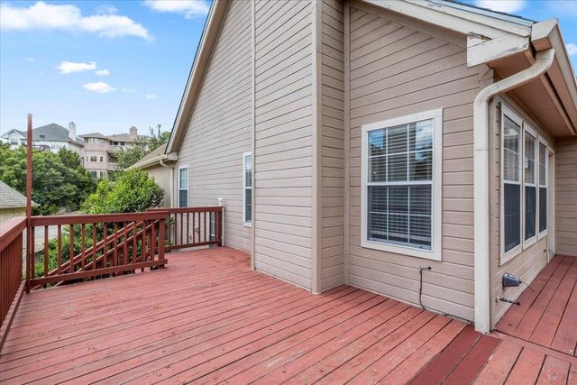 5813 Sandalwood HOLW, Austin, TX 78731