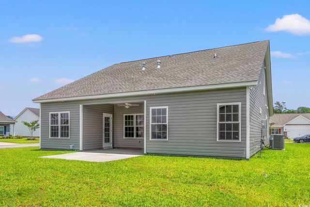 127 Old Chimney Ln, Conway, SC 29526