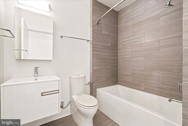 1420 S HOWARD ST, Philadelphia, PA 19147