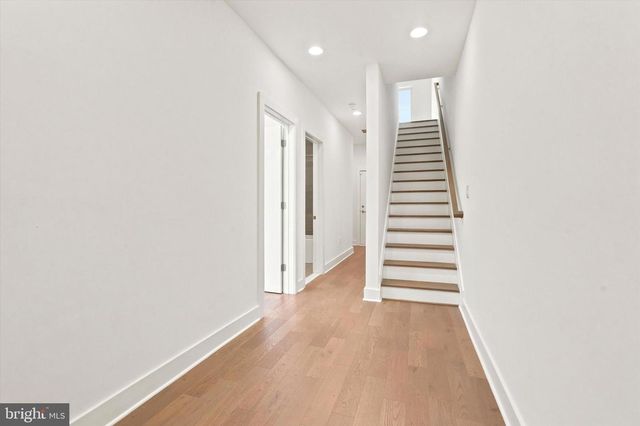 1420 S HOWARD ST, Philadelphia, PA 19147