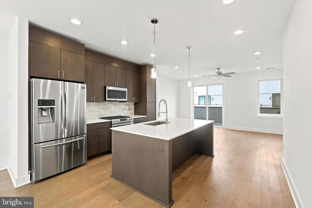 1420 S HOWARD ST, Philadelphia, PA 19147