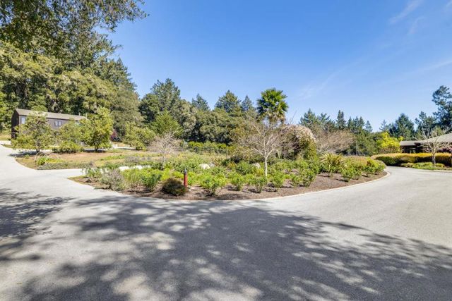 1080 Larsen Road, Aptos, CA 95003