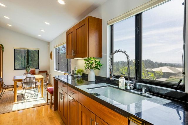 1080 Larsen Road, Aptos, CA 95003