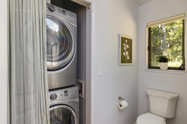 1080 Larsen Road, Aptos, CA 95003