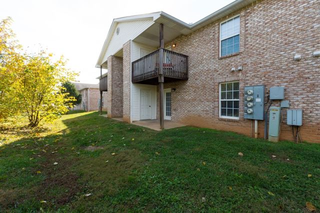 3301 Royster Ln Apt 805, Clarksville, TN 37042