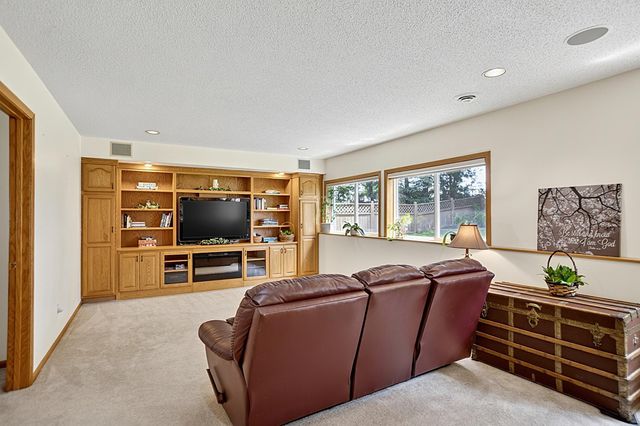 14421 Raven Court NE, Prior Lake, MN 55372