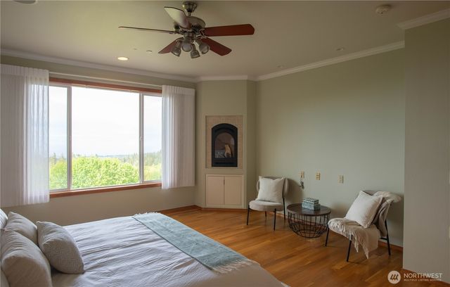 975 E Simmons Road, Port Angeles, WA 98362