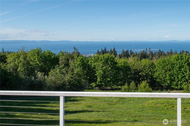 975 E Simmons Road, Port Angeles, WA 98362