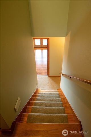 975 E Simmons Road, Port Angeles, WA 98362